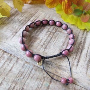 Kristallarmband Nanna med Rhodonit